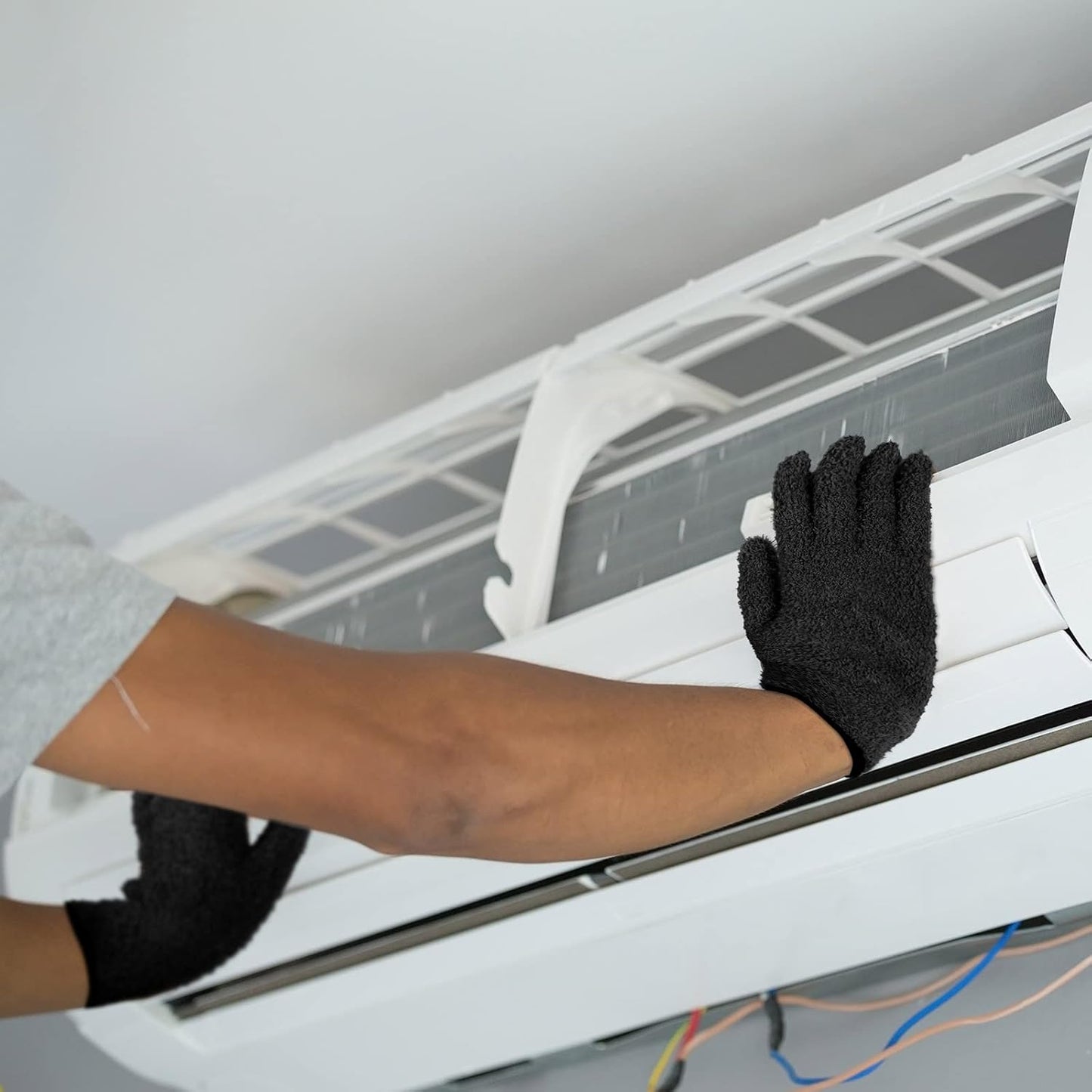 Bencailor 6 Pairs Microfiber Dusting Gloves, Dusting Cleaning Gloves Microfiber Gloves for Plants House Blinds Car Dust Mitt (Black,Medium)