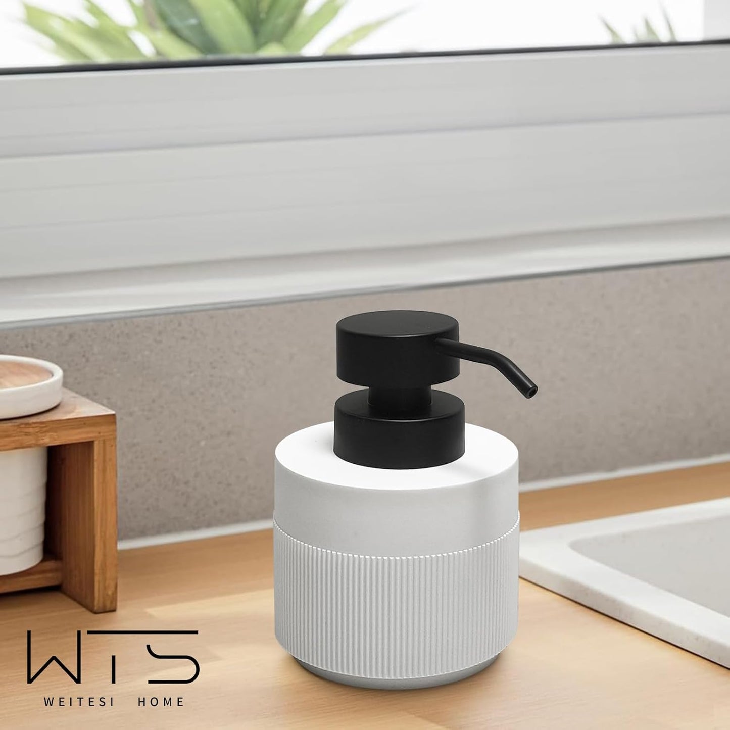 Resin Soap Dispenser for Bathroom, Hand Lotion Liquid Dispenser Easy-to-Press with Reusable Plastic Pump for Shampoo Bathroom Kitchen Countertop Anti-Slip Rust-Proof 12.5 oz White