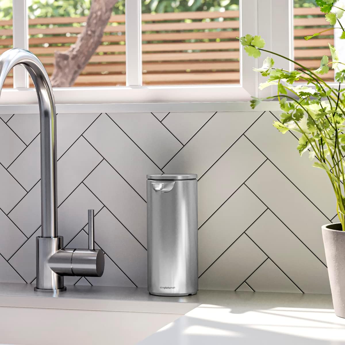 simplehuman 14 oz. Touch-Free Rechargeable Sensor Liquid Soap Pump Dispenser, Brushed Stainless Steel