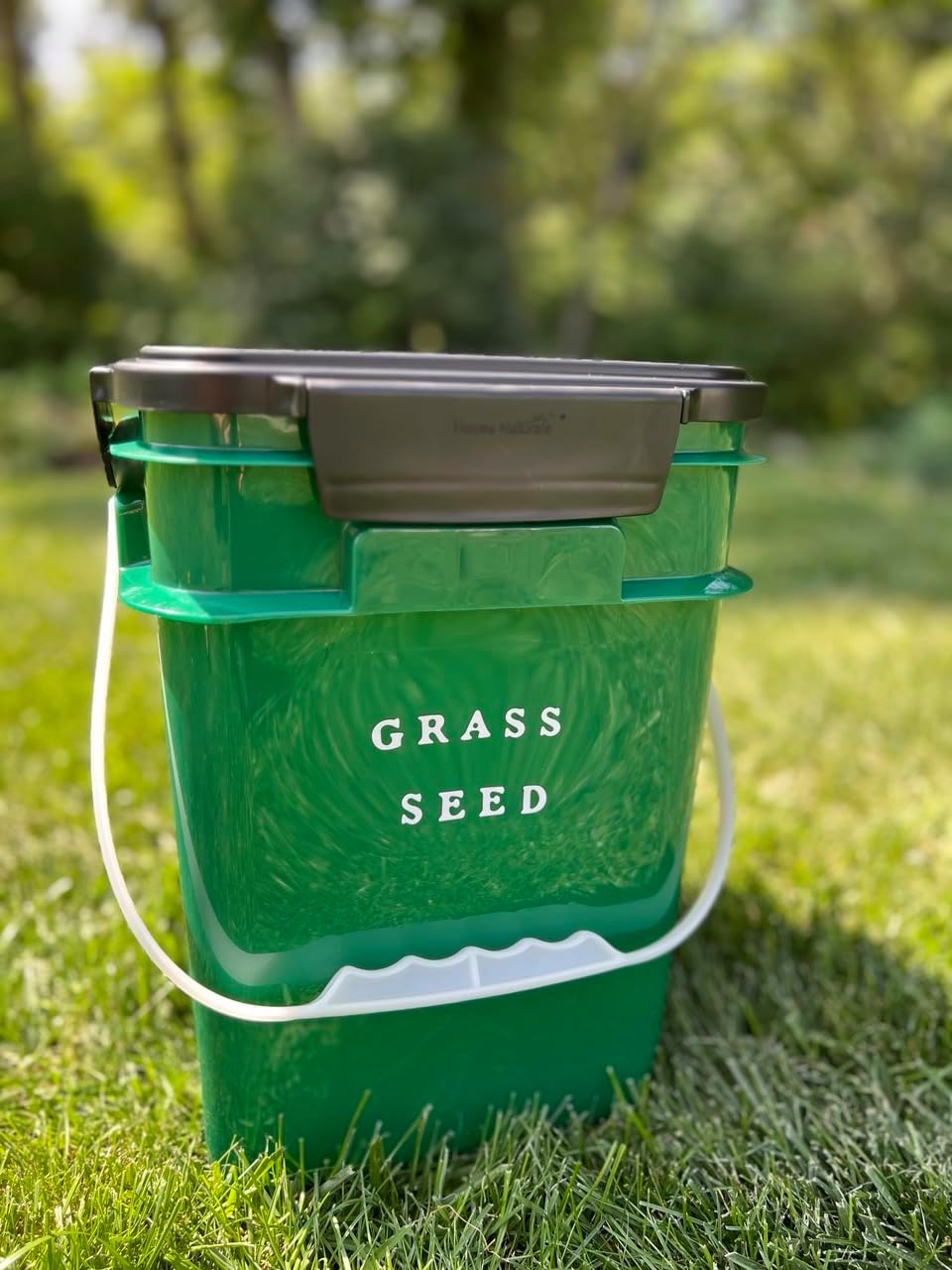 House Naturals 4 Gallon Square Food Grade Bucket Pail with Plastic Handles and Lid (Pack of 3) Made in USA containers (Dark Green - Black lids)