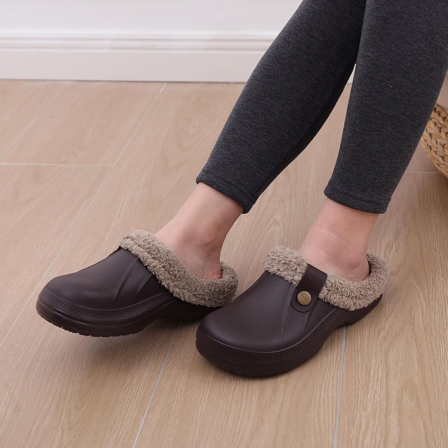 Beslip Classic Fur Lined Clogs Waterproof Winter Fuzzy Slippers for Women Men Indoor and Outdoor
