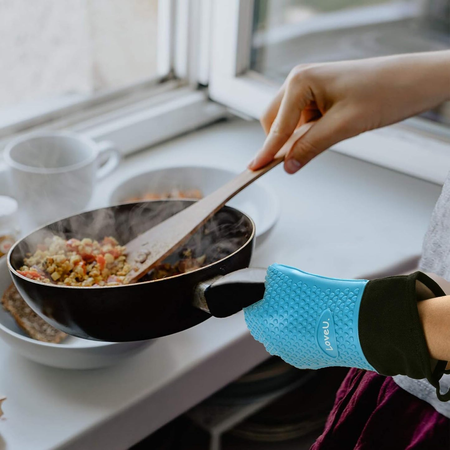 Kitchen Oven Gloves - Dual-Layer Heat Resistant Grilling Gloves, Silicone Oven Mitts with 5 Fingers, Waterproof Non-Slip Pot Holder for Barbecue, Cooking, Baking (Small, Blue Long)
