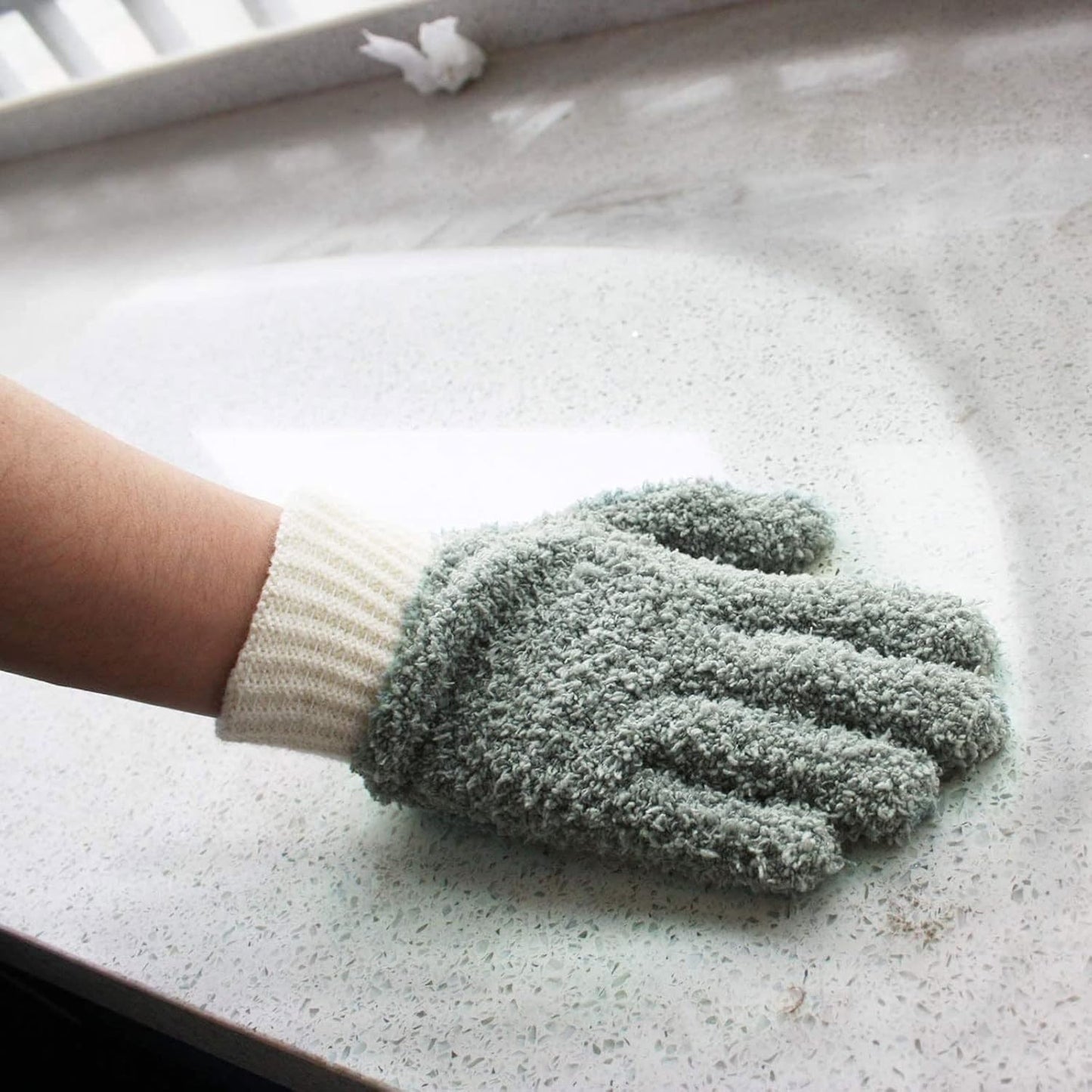 MIG4U 3 Pairs Microfiber Dusting Gloves, House Cleaning Glove for Blinds, Plants, Windows, Shutters, Furniture, Car Interior, Reusable Lint-Free Mitt, S/M