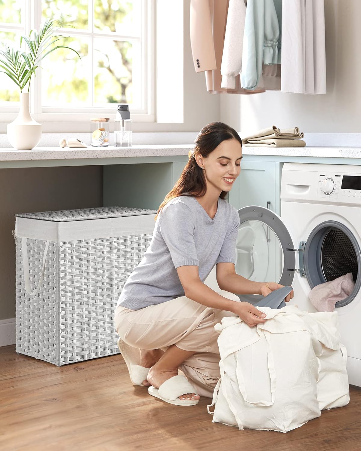 SONGMICS Laundry Hamper with Lid, 110L Clothes Hamper with 2 Removable Liner Bags, 6 Mesh Bags, Wicker Laundry Basket, Double Laundry Hamper for Laundry Room, 13 x 22.4 x 23.6 Inches, White ULCB52WT