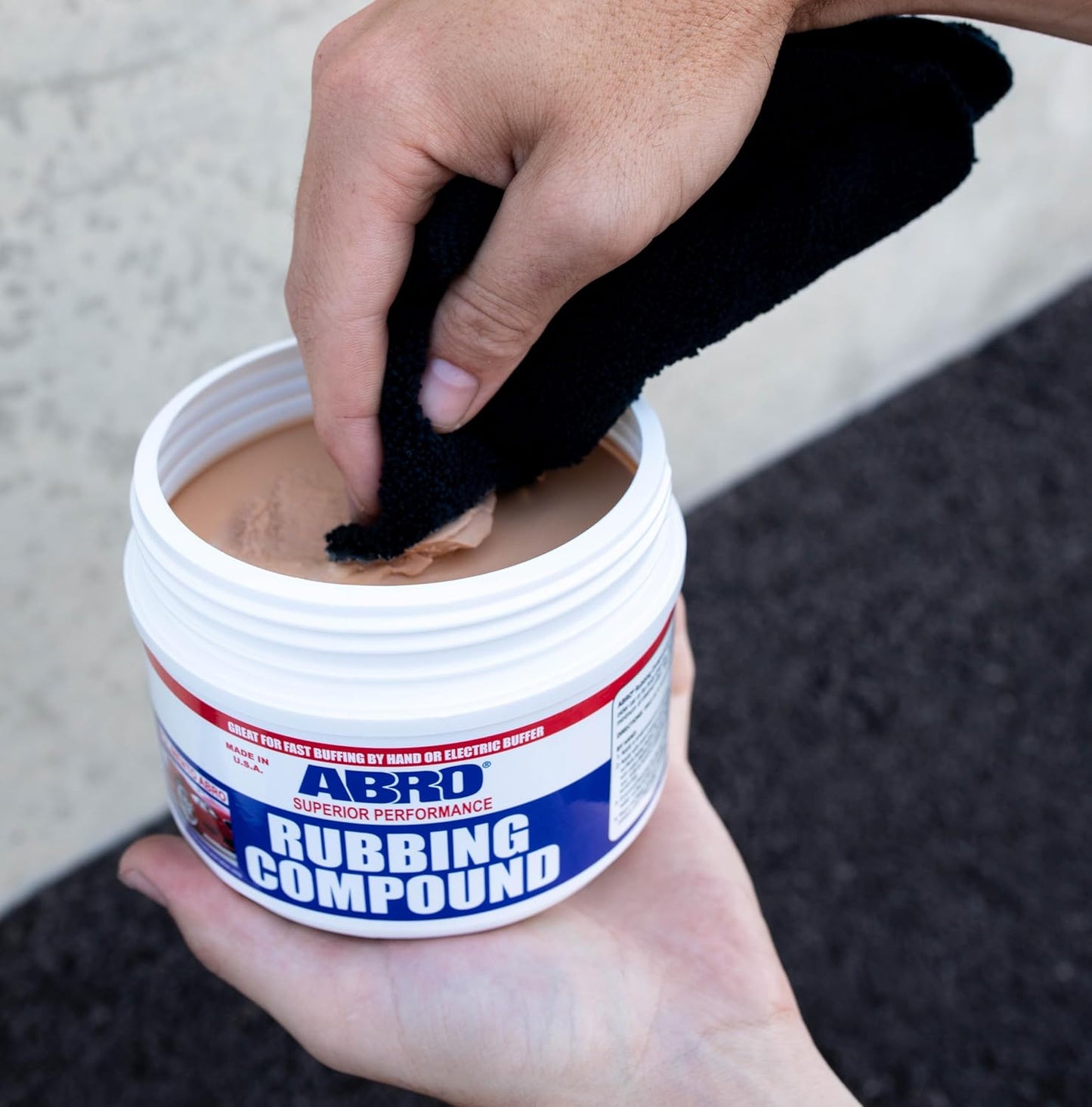 ABRO Superior Performance Rubbing Compound, 32 oz., Buffing Compound for Oxidized Finishes, Smooth, Reflect, Clean