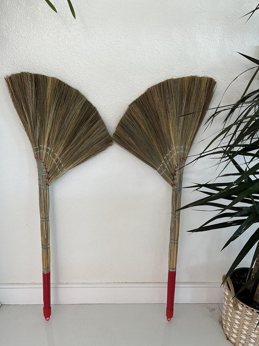 Coco Deluxe Vietnamese Natural Straw Broom /40" Handmade Soft Grass Broom for Indoor & Outdoor/Choi Bong Co Viet NAM Cao Cap (2)